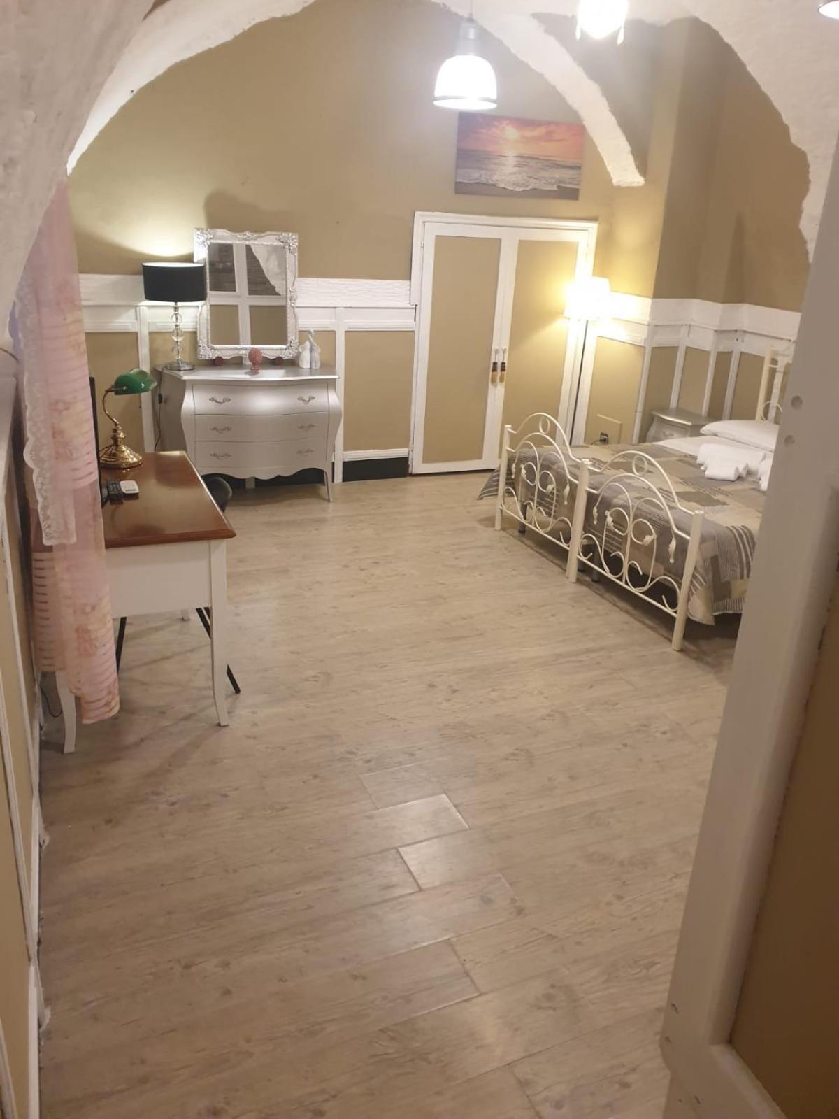 Little House Διαμέρισμα Νάπολη Εξωτερικό φωτογραφία